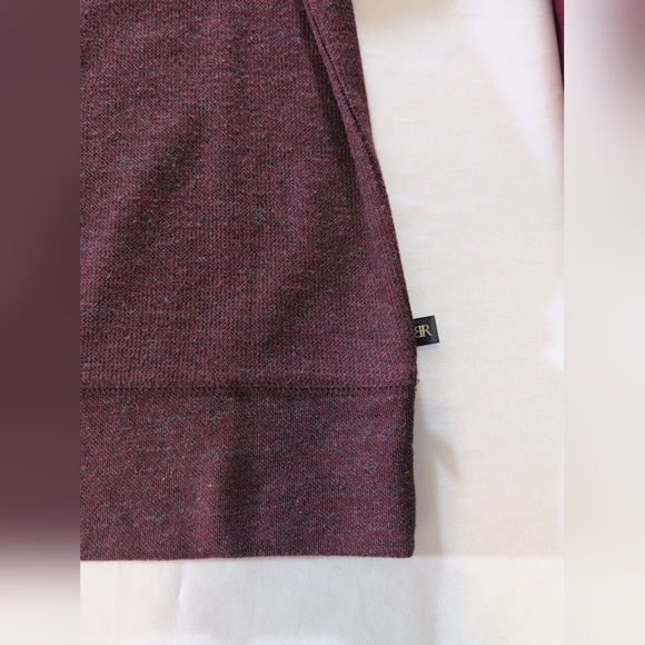 Banana Republic Mens Crew Neck  Red Cherry Sweater/Sweatshirt Size Small - Picture 7 of 9